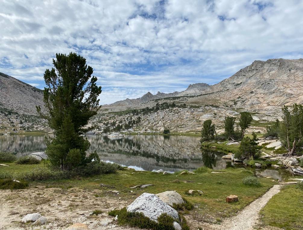 One of the lakes on the way to Vogelsang Peak